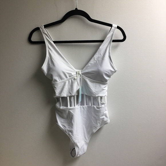 Cupshe White Cage Cutout 1 piece swimsuit - Picture 2 of 8